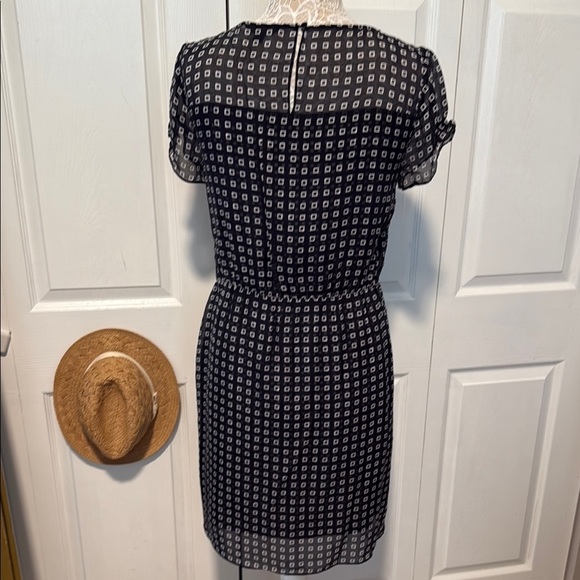 Brooks Brothers Elegant Navy Blue and White Patterned Dress 8 - Picture 6 of 15